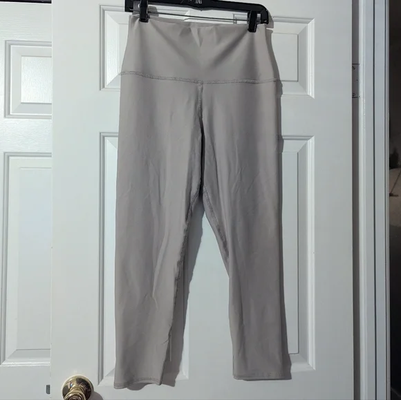 EVCR (Evolution And Creation) High Waist "Paloma" Leggings - Picture 4 of 7